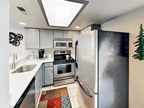 2148 Apache Trail Townhouse #11
