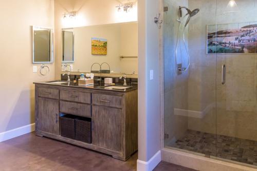 Deer Mountain Retreat