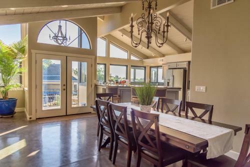 Deer Mountain Retreat