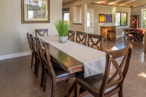 Deer Mountain Retreat