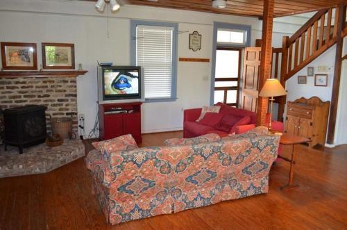 Ellerbe C Home