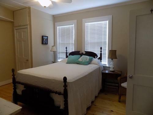 Fiddlers Hill Home