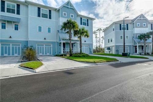 Lost Key 14457 Salt Meadow Drive Townhouse