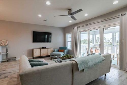 Lost Key 14457 Salt Meadow Drive Townhouse