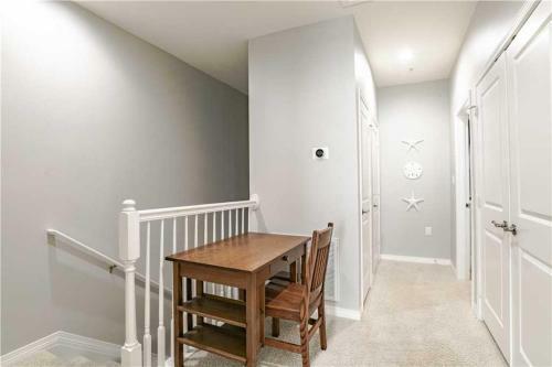 Lost Key 14457 Salt Meadow Drive Townhouse