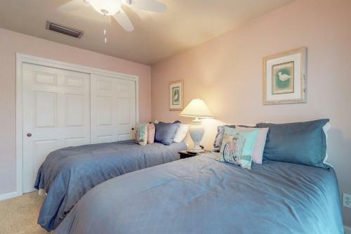 Regency Cabanas #d4