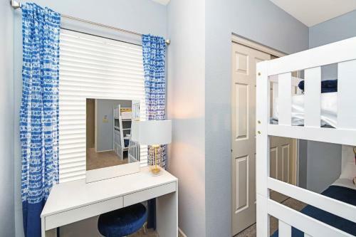 Scottsdale Luxury Vacation Home With Pool Sleeps 14