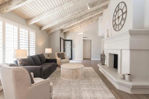 Warm Contemporary