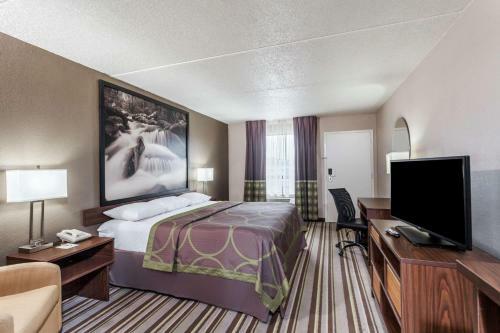Hotel Super 8 By Wyndham Pigeon Forge-emert St