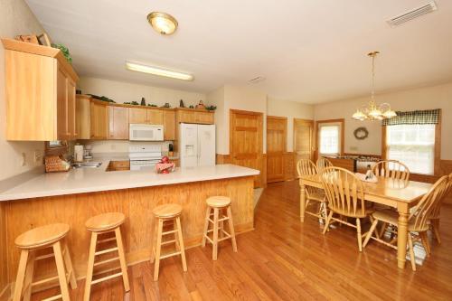 Apartamento Poplar Point Condo Unit 12f - Three Bedroom