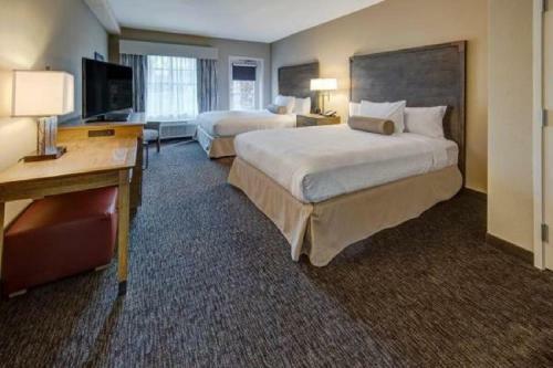 Hotel Black Fox Lodge Pigeon Forge, Tapestry Collection By Hilton