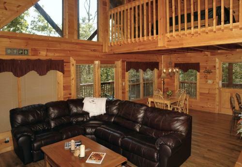 Buddy Bear #249 - Two Bedroom Cabin