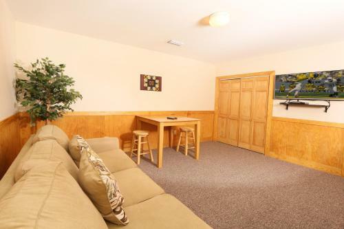 Walnut Grove (#2) - Three Bedroom