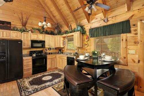 Hakuna Matata Two-bedroom Cabin