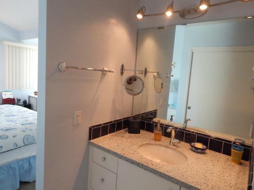 Pismo Shores Two-bedroom Apartment #117