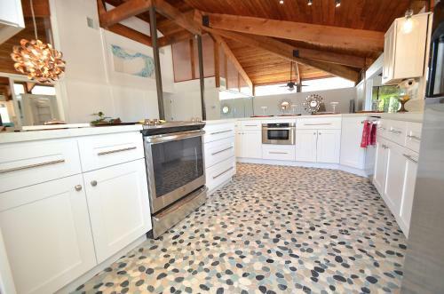 Casa Seabatical