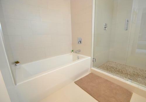 14th & Ocean Villa 79