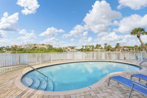 Apartamento Affinity Riverside Five - Two Bedroom Condo