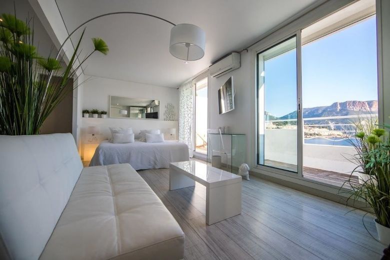 Hotel De La Plage Mahogany
