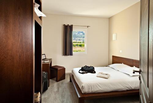 Inter-hotel Le Ya'tis