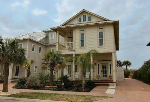 Cinnamon Shore- Happy House 146 Be