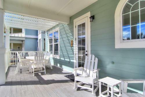 Cinnamon Shore- The Love Shack 116 St