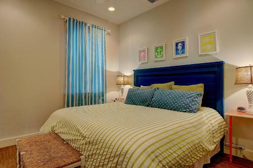 Cinnamon Shore- Suits Us 231 Be