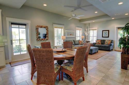 Cinnamon Shore- Grey Mist 123 St