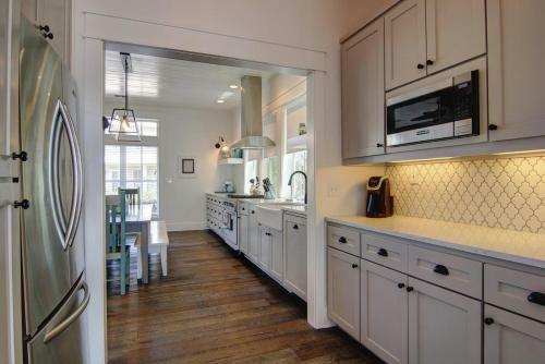 Cinnamon Shore- Lollygag 107 St