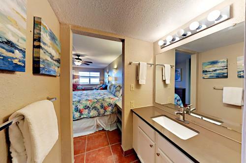 Apartamento 143 Sea Breeze - One Bedroom Condo