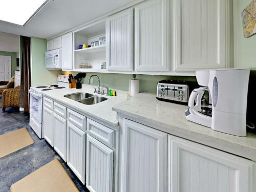 Apartamento 116 Sea Breeze - One Bedroom Condo