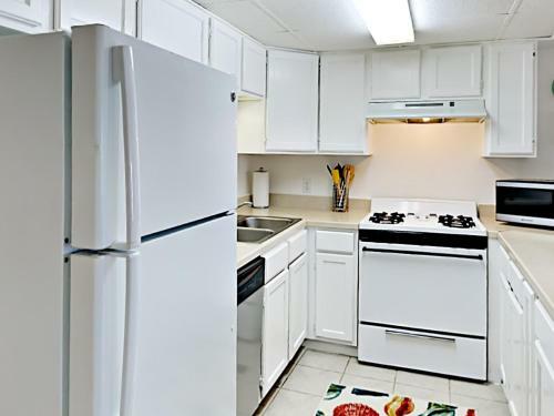 Apartamento Nelray Shores - One Bedroom Condo