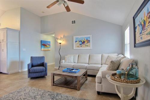 Blue Water Cottage 683kd