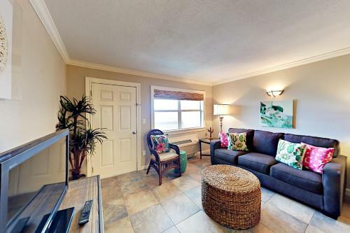 Apartamento 141 Sea Breeze - One Bedroom Condo
