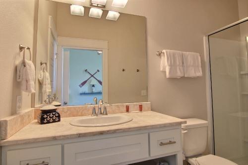Sea Of Tranquility Oa101 Townhouse