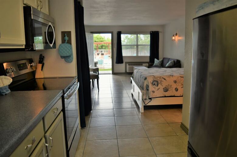 Apartamento 113 Sea Breeze - One Bedroom Condo
