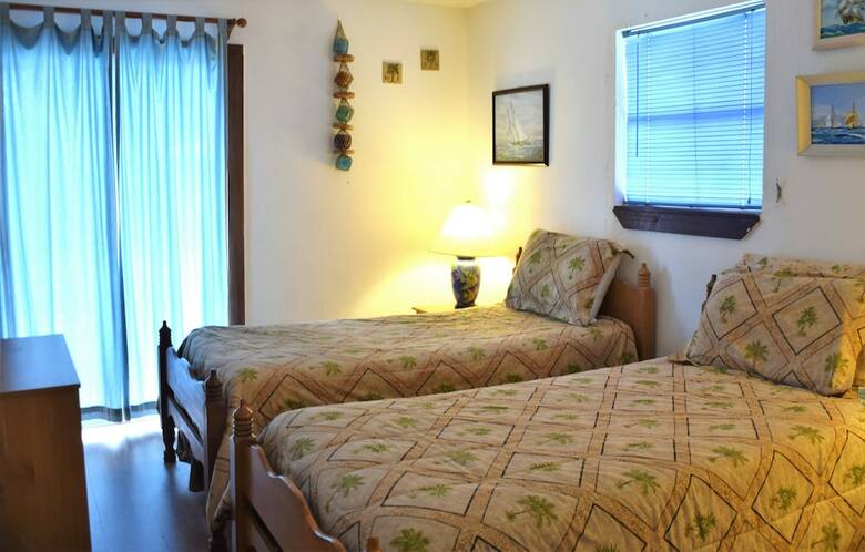 Deckhouse - Two Bedroom Home