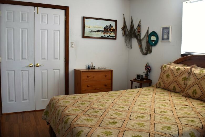 Deckhouse - Two Bedroom Home