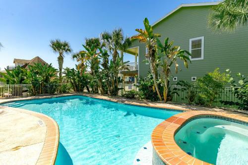 Nacho Townhouse C3sht