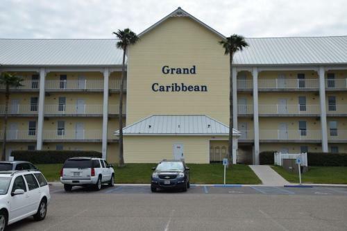 Apartamento 2001 Grand Caribbean - Three Bedroom Condo