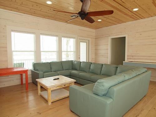 Beach Club (clubhouse 4) Home