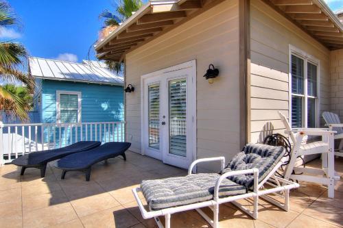 Paradise Found 923bb Home