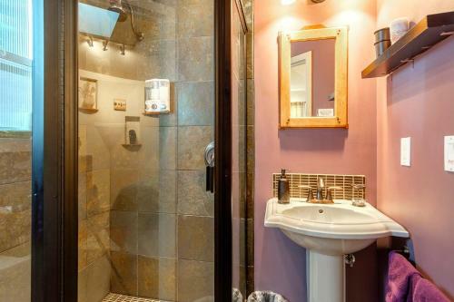 Hostal Everett Street Vacation Rentals