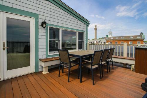 The Waterfront Penthouse