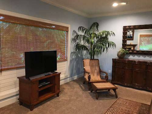 Apartamento Hale Makamaka Home 5br Mountain View With AC