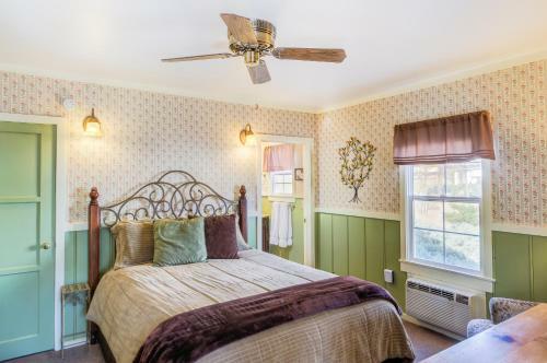 Prescott Pines Inn Bed And Breakfast