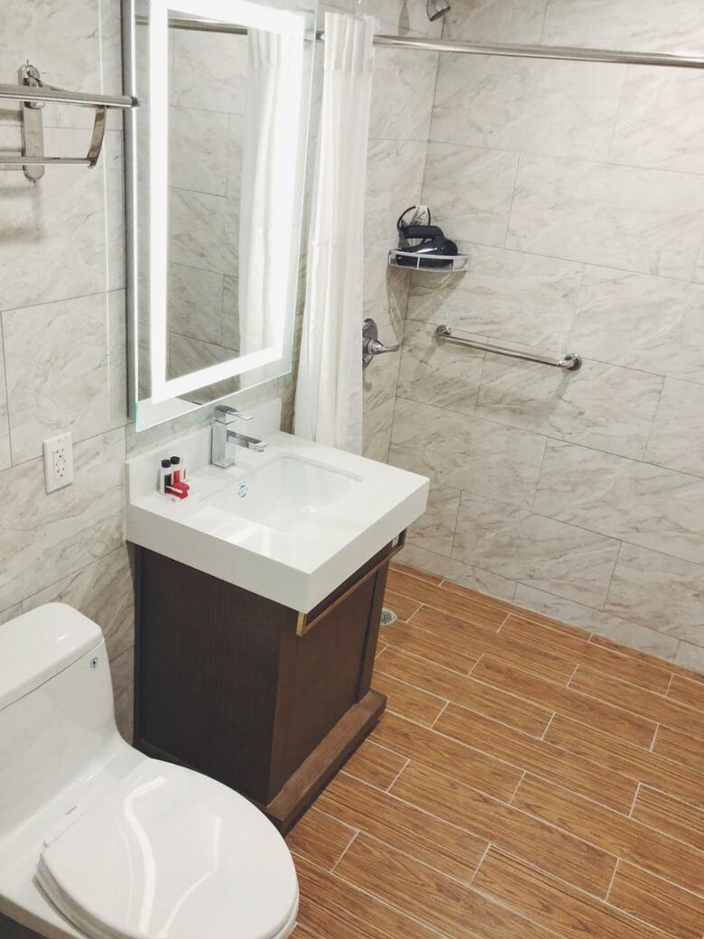 Mayflower Boutique Hotel