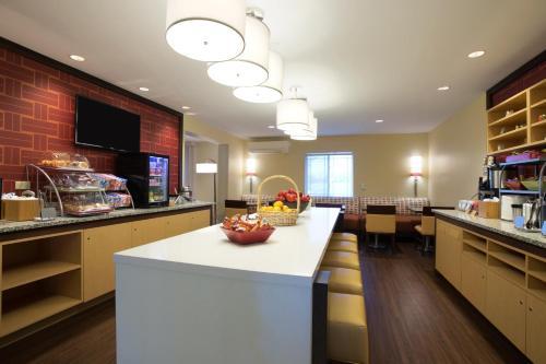 Hotel Hawthorn Suites By Wyndham-raleigh/cary