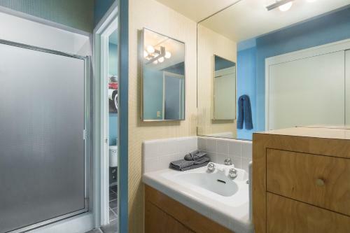 Time Capsule Rental