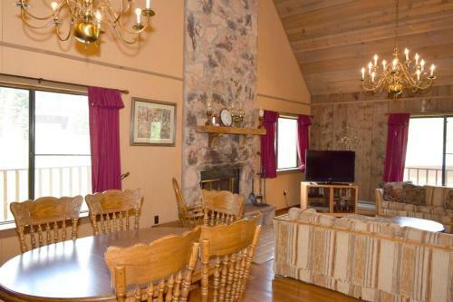 Artz Valley View Cabin